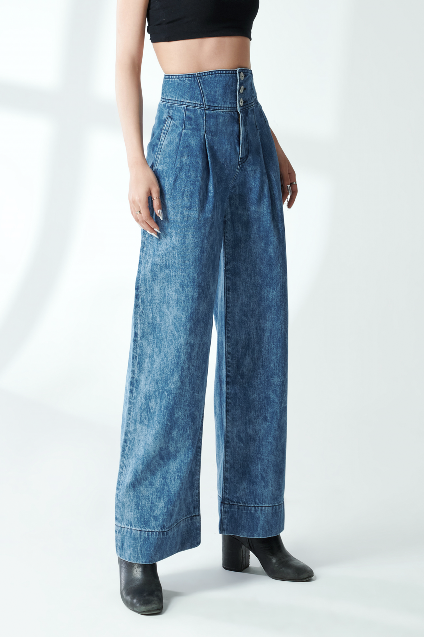 Quần jeans dài dáng loe. Marble Wash Flared Jeans - 220WD1084A1