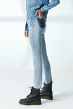 Quần jeans dài nữ dáng slim -  220WD2082F1930
