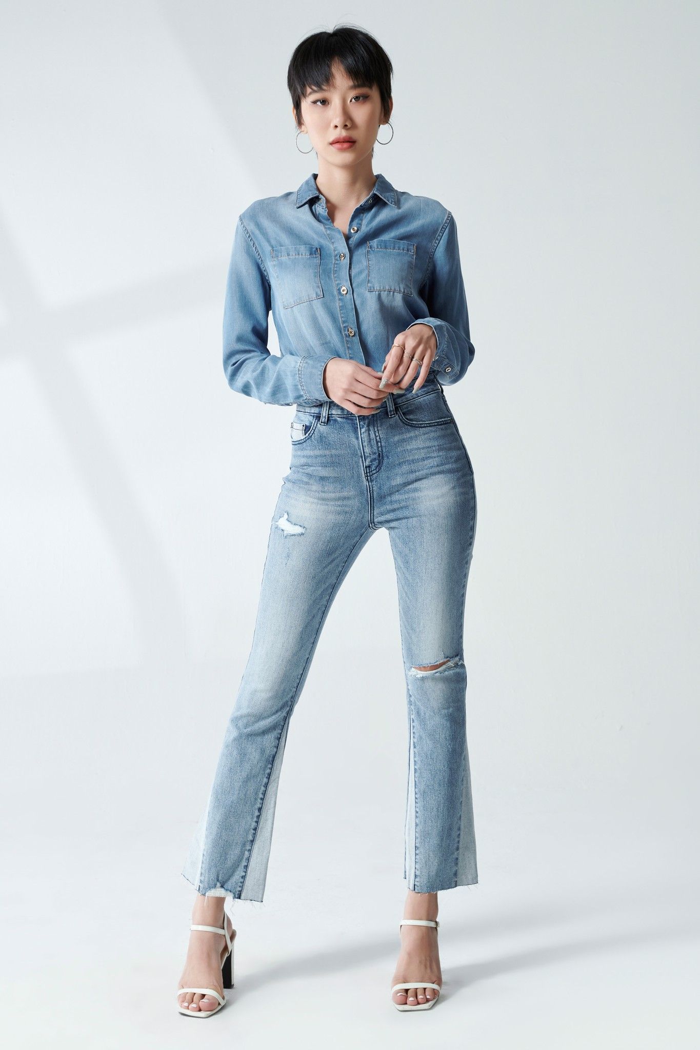 Quần Jeans Dài Nữ Dáng Loe Cách Điệu. Patchwork Flared Jeans - 220WD2084F2950