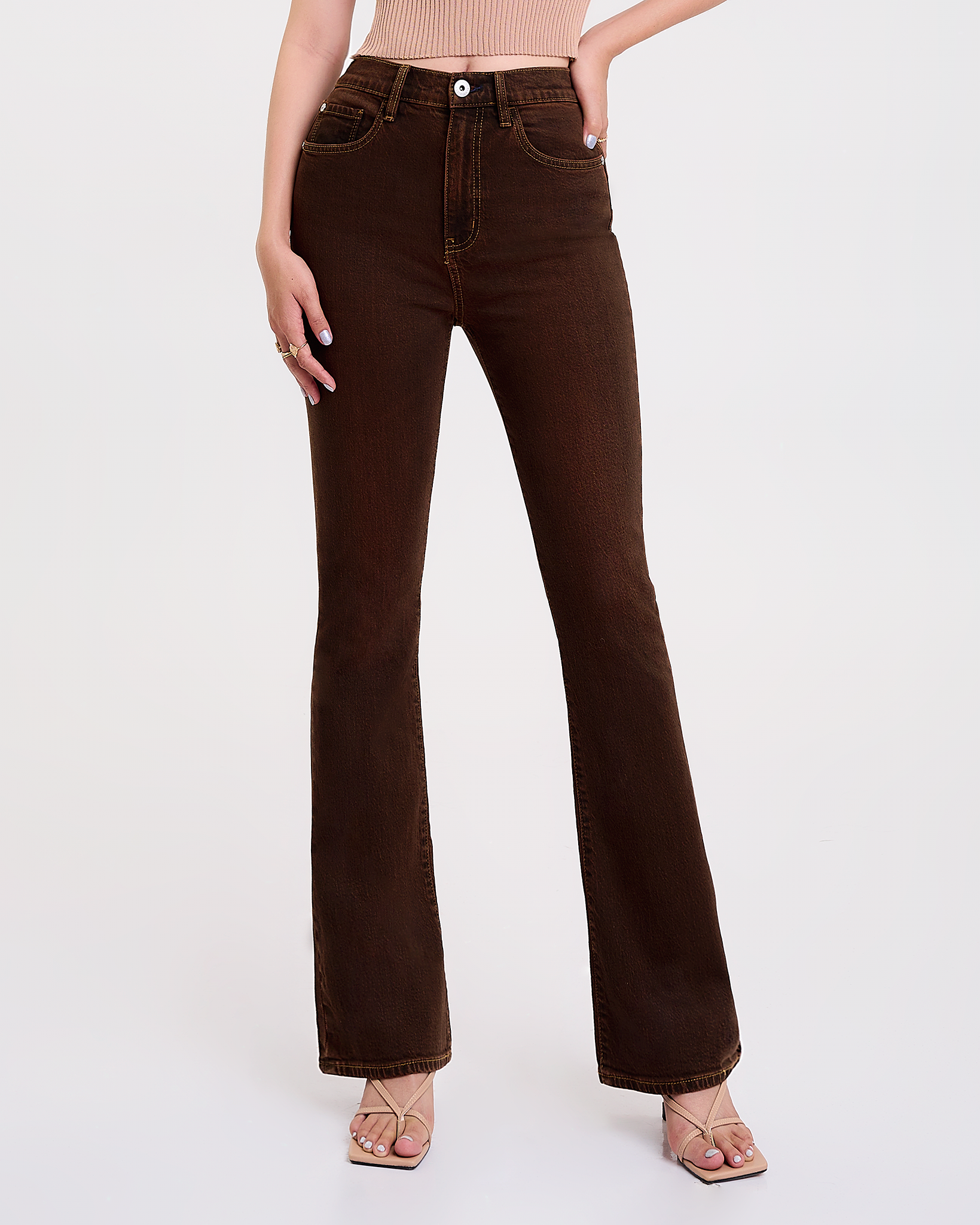 Quần Dài Nữ Dáng Loe Màu Nâu. Caramel Brown Flared Fit Jeans - 221WD1084F1