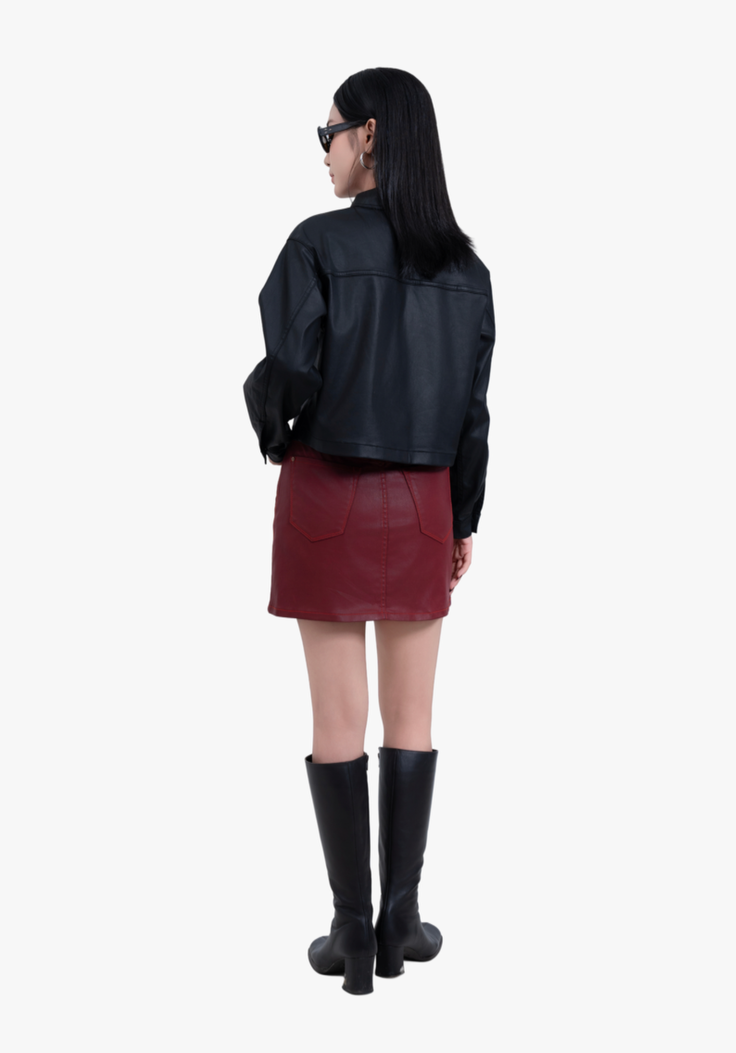 Áo Khoác Nữ Phủ Màu Đen Giả Da - Women's Black Faux Leather Jacket - 224WD2044F1