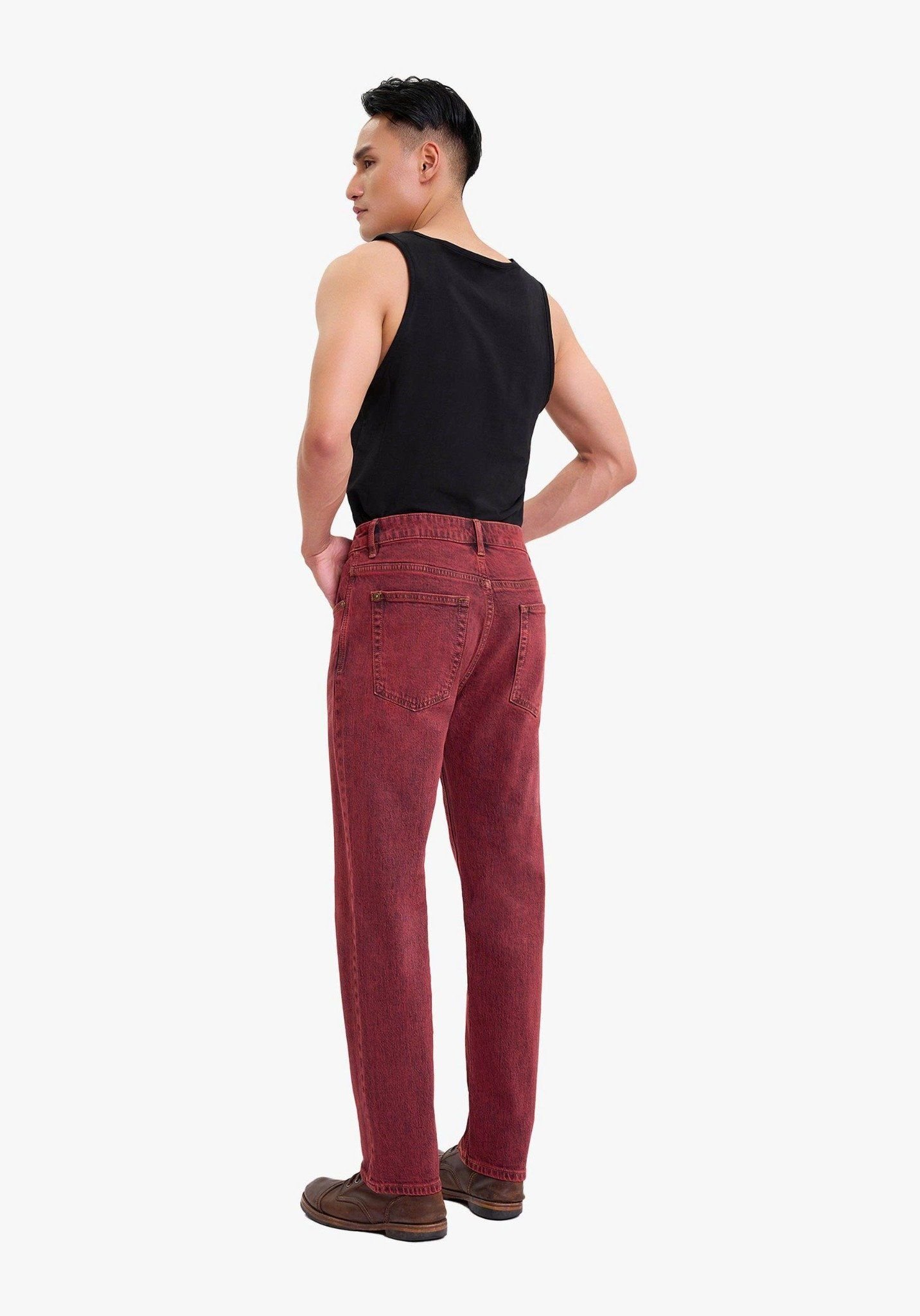 Quần Dài Nam Dáng Suông Màu Đỏ Rượu Vang. Burgundy Wash Straight Jeans - 122MD3083F5