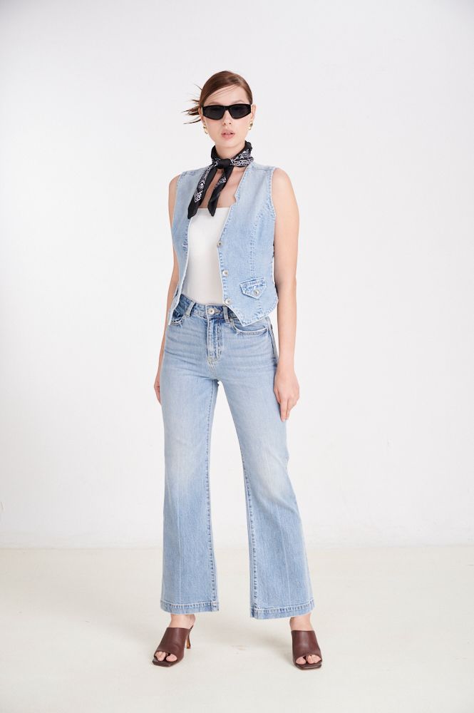 Áo Gile Denim Nữ Màu Xanh Sáng. Bright Blue Women's Denim Gile - 223WD2015F1930
