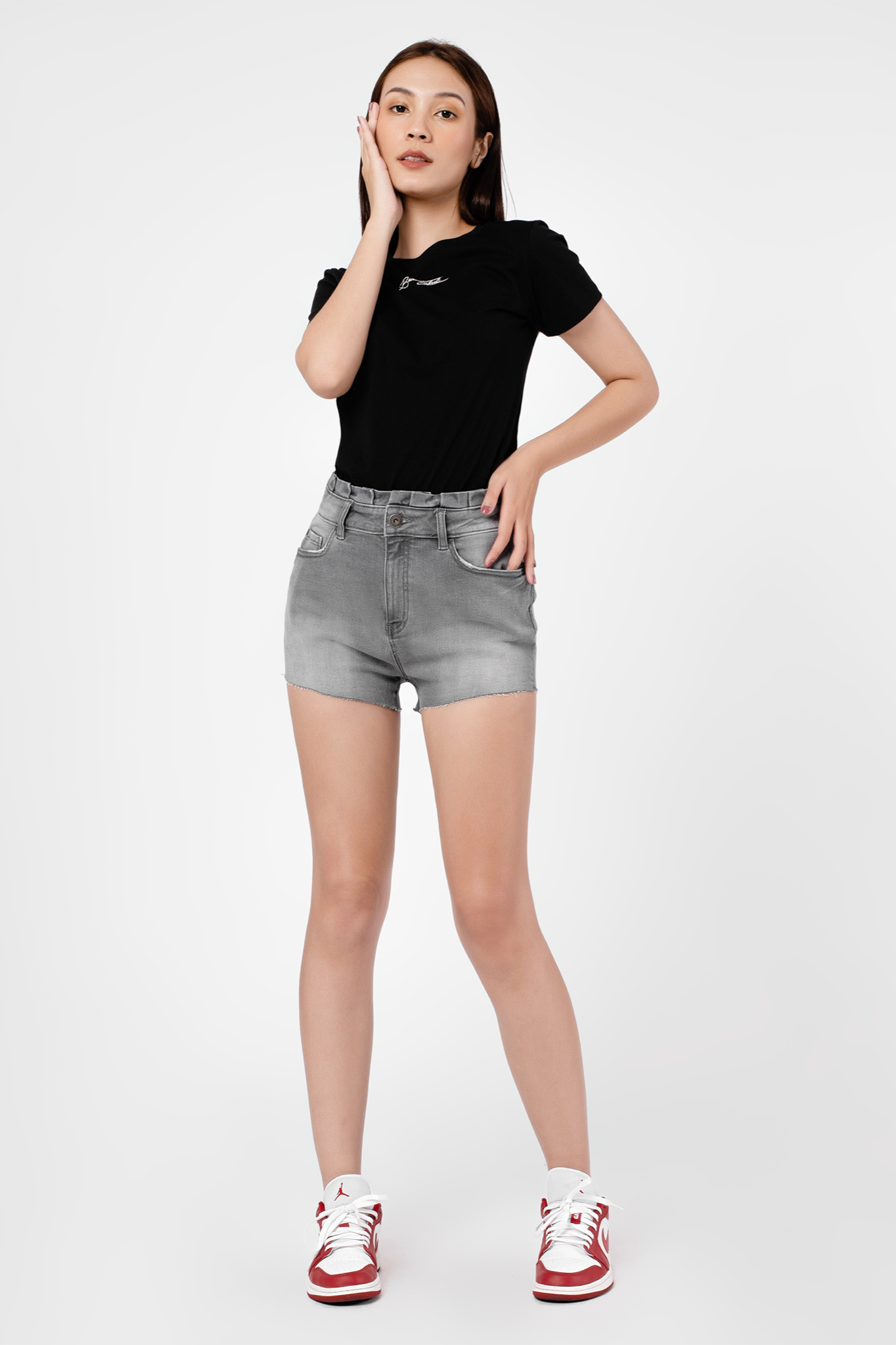 Quần short nữ dáng straight - 319WD2102F1