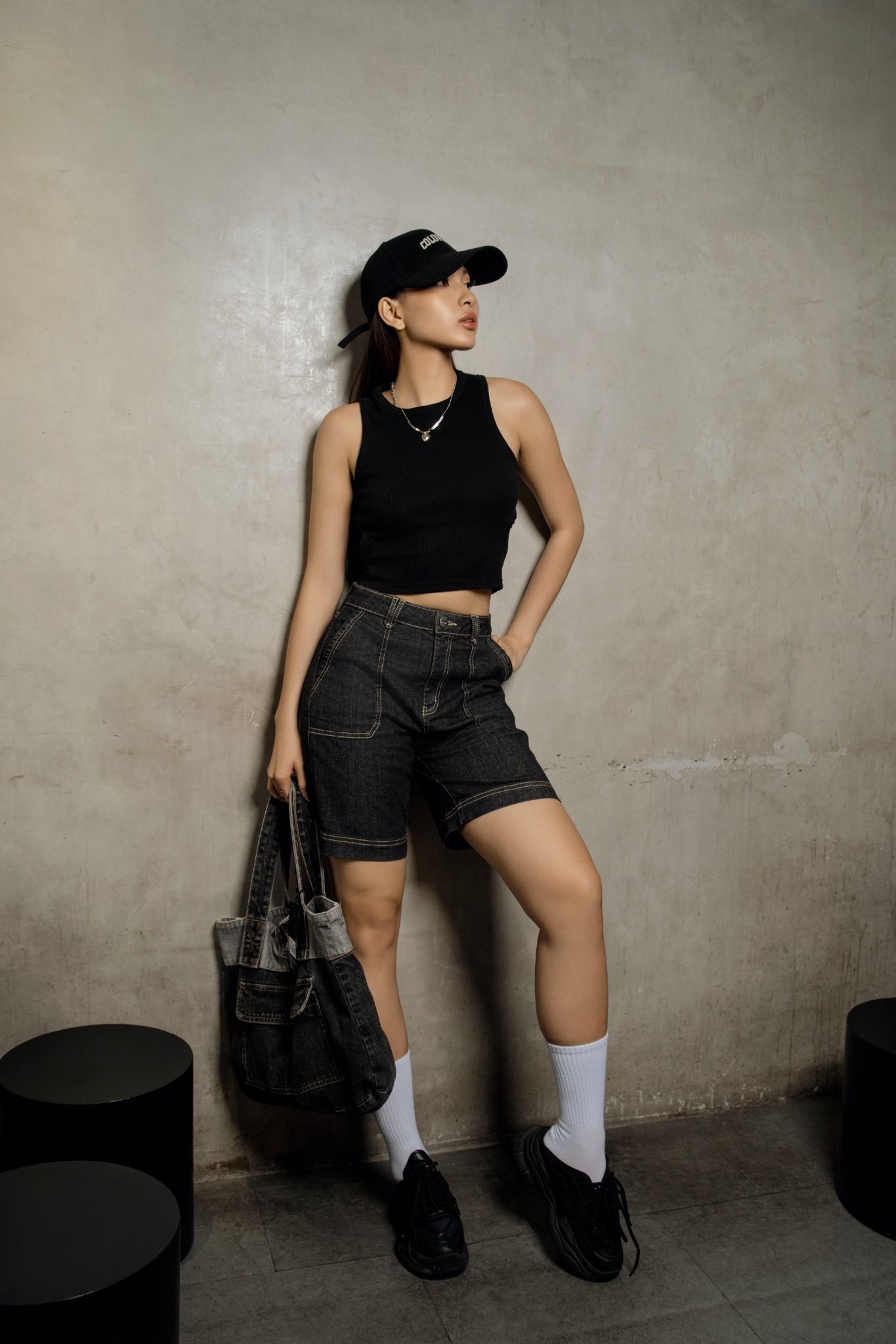 Quần Short Lửng Dáng Rộng Túi Hộp 2D Màu Xám - Women's Shorts Loose Shape With 2D Box Pockets Grey - 224WD2104B1