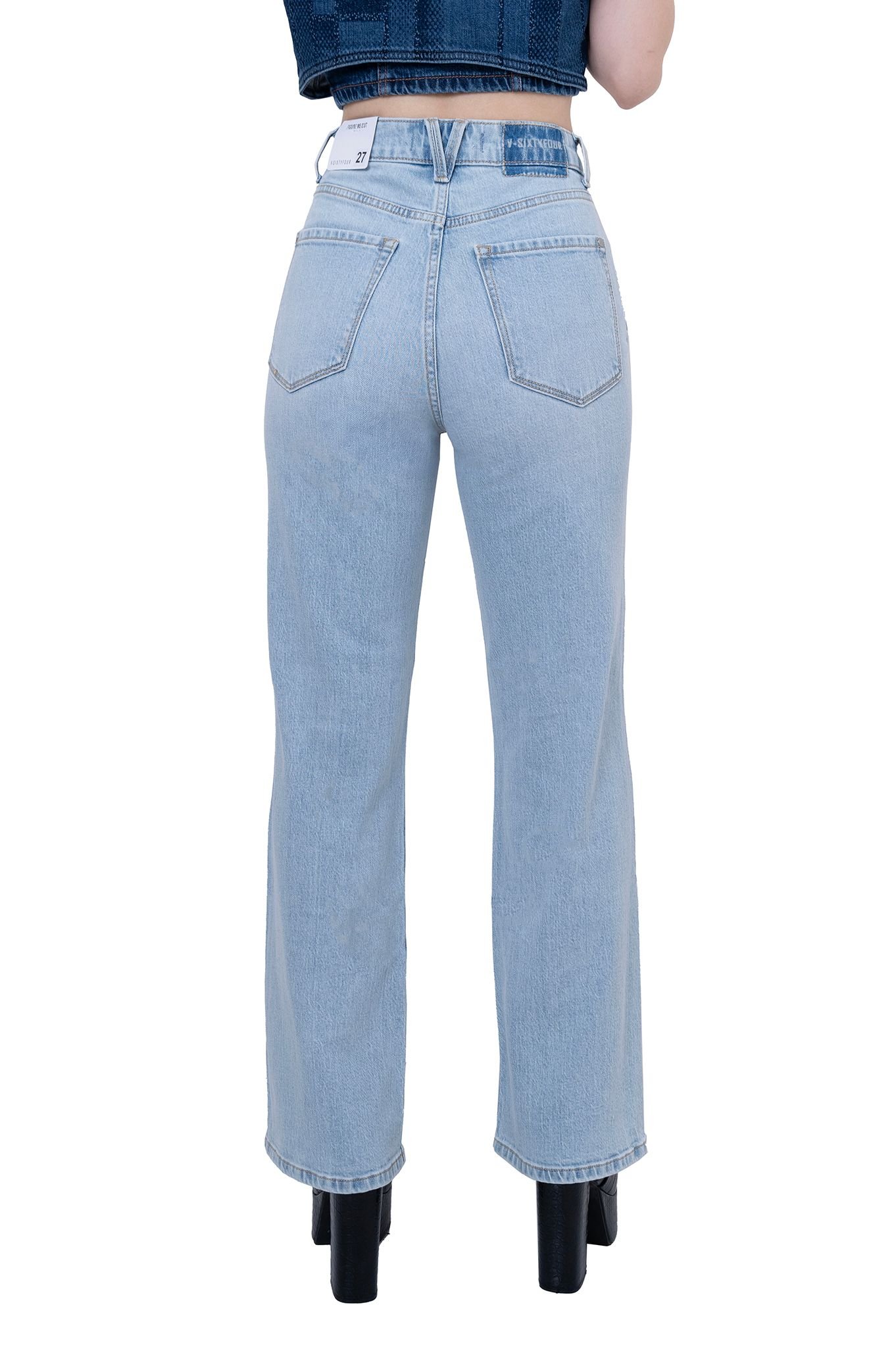 Quần Jeans Nữ Dài Dáng Straight Màu Xanh Nhạt - Light Blue Straight Women's Long Jeans - 124WD2083B1930