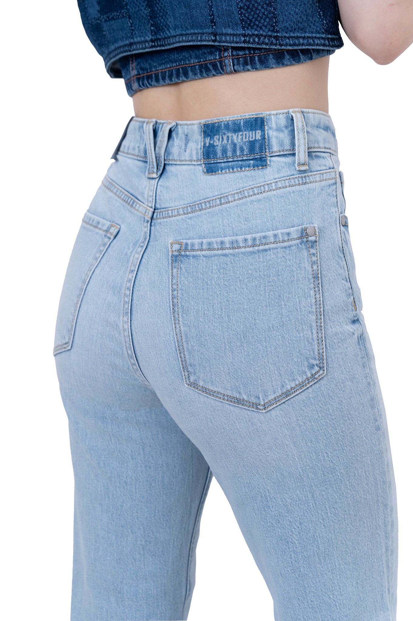 Quần Jeans Nữ Dài Dáng Straight Màu Xanh Nhạt - Light Blue Straight Women's Long Jeans - 124WD2083B1930