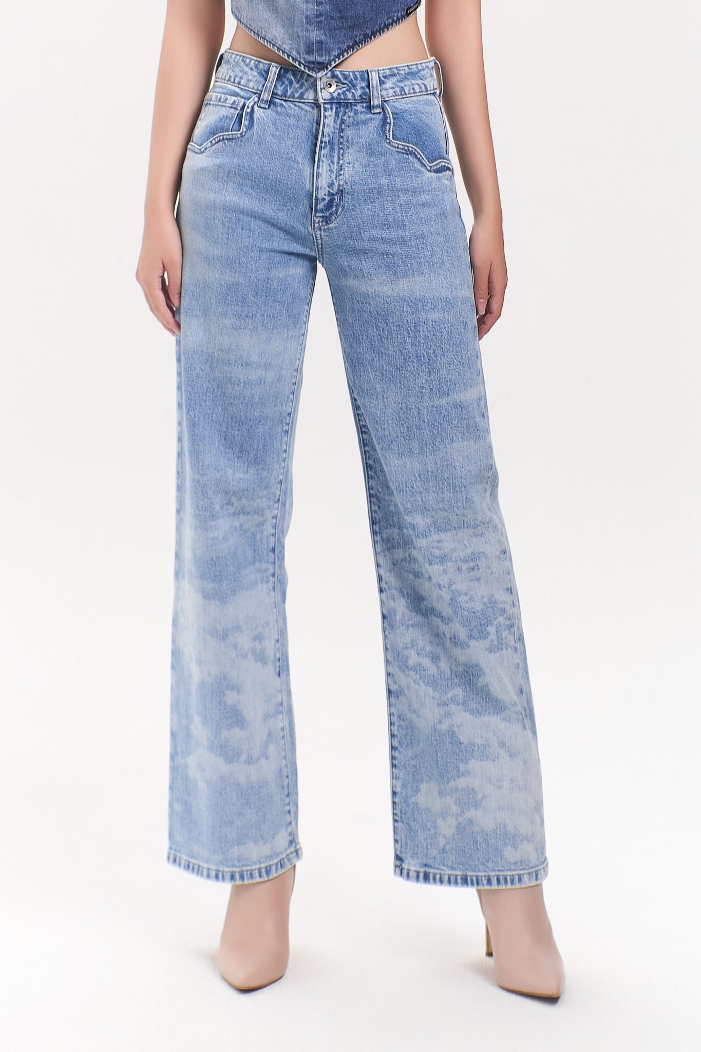 Quần Jeans Nữ Dáng Relax Cách Điệu Túi Trước Laser Mây Trời - 223WD1080F2