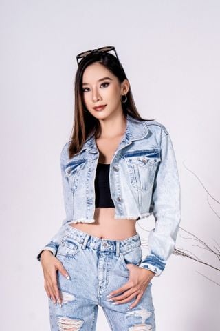 Áo Khoác Denim Nữ