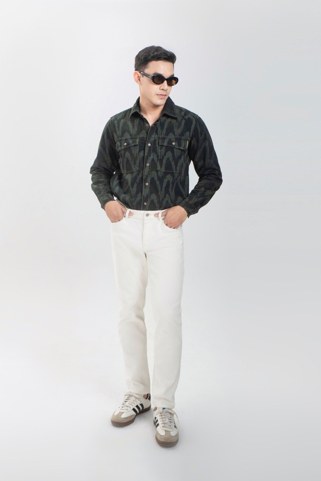 Áo Sơ Mi Denim Laser Họa Tiết Sóng Nước. Laser Shirt with Water Wave Pattern - 124MD3039F2