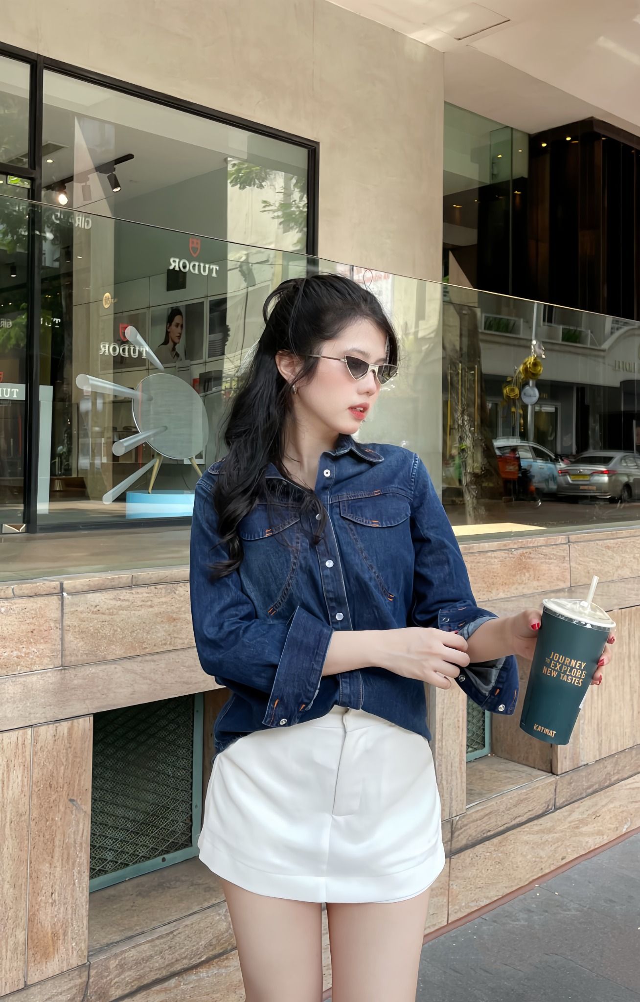 Áo Sơ Mi Denim Dáng Rộng. Wide Denim Shirt - 222WD2034F2