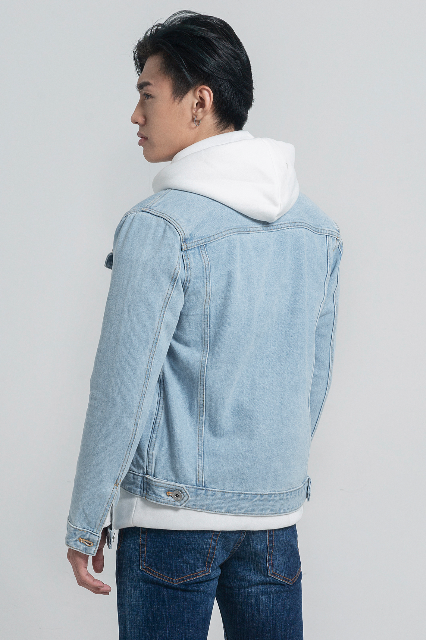 Áo Khoác Jeans Nam Dáng Rộng. Type III Denim Jacket - 121MD4044B2910