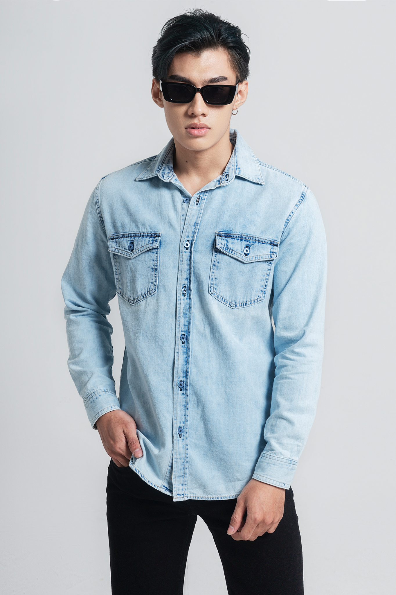 Áo Sơ Mi Denim Dáng Suông Vừa. Slim Bleached Denim Shirt - 121MD4034F5910