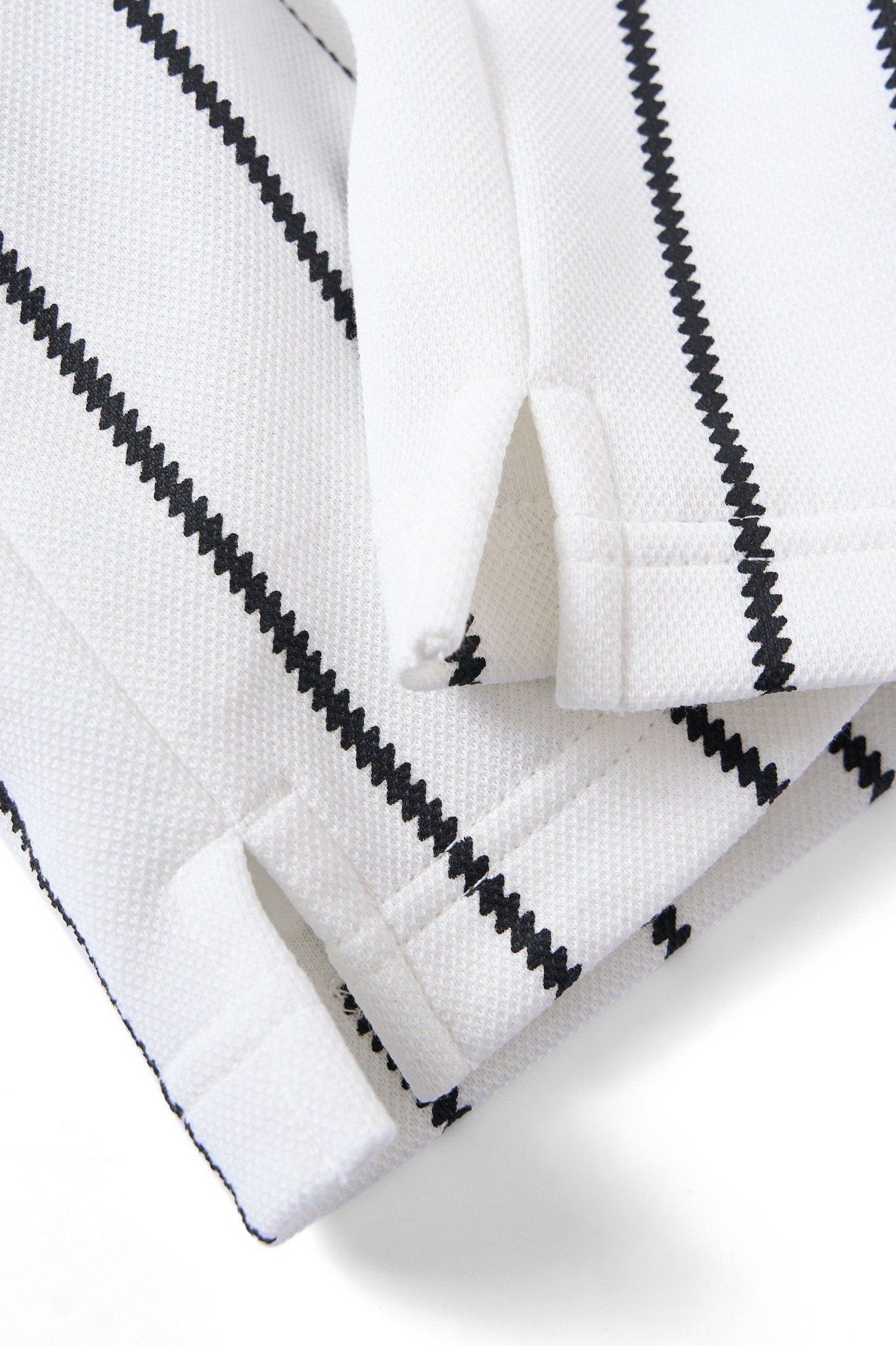 Áo Polo Nam Phối Hoạ Tiết Kẻ Sọc Dọc Tay Áo Raglan Form Regular Màu Trắng Đen - 224MN3025F1