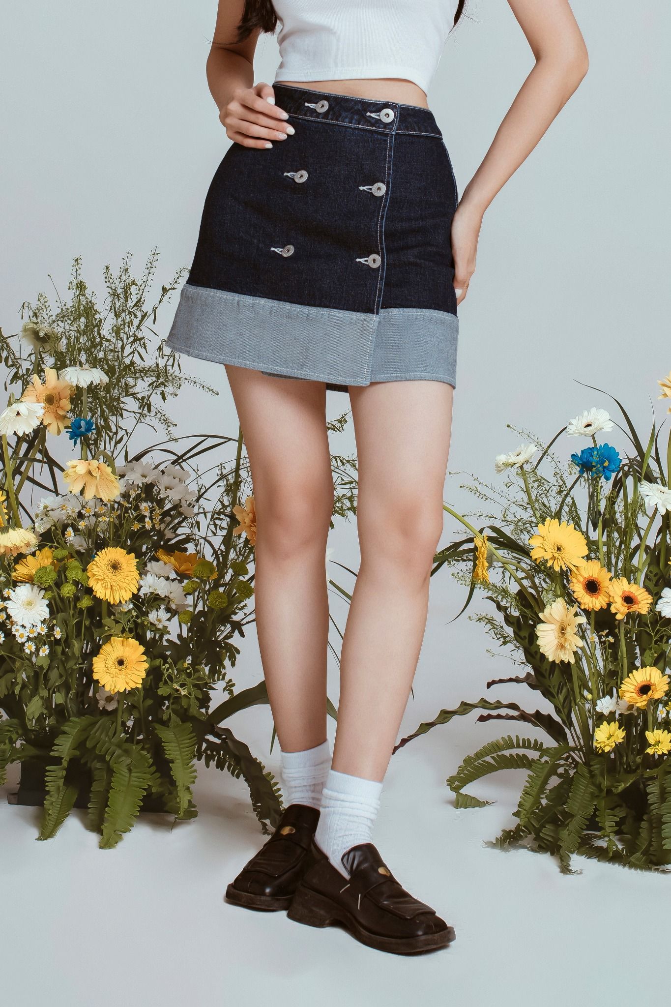 Chân Váy Chữ A Denim Gấp Lai. Denim Wrap Skirt - 122WD1111F1