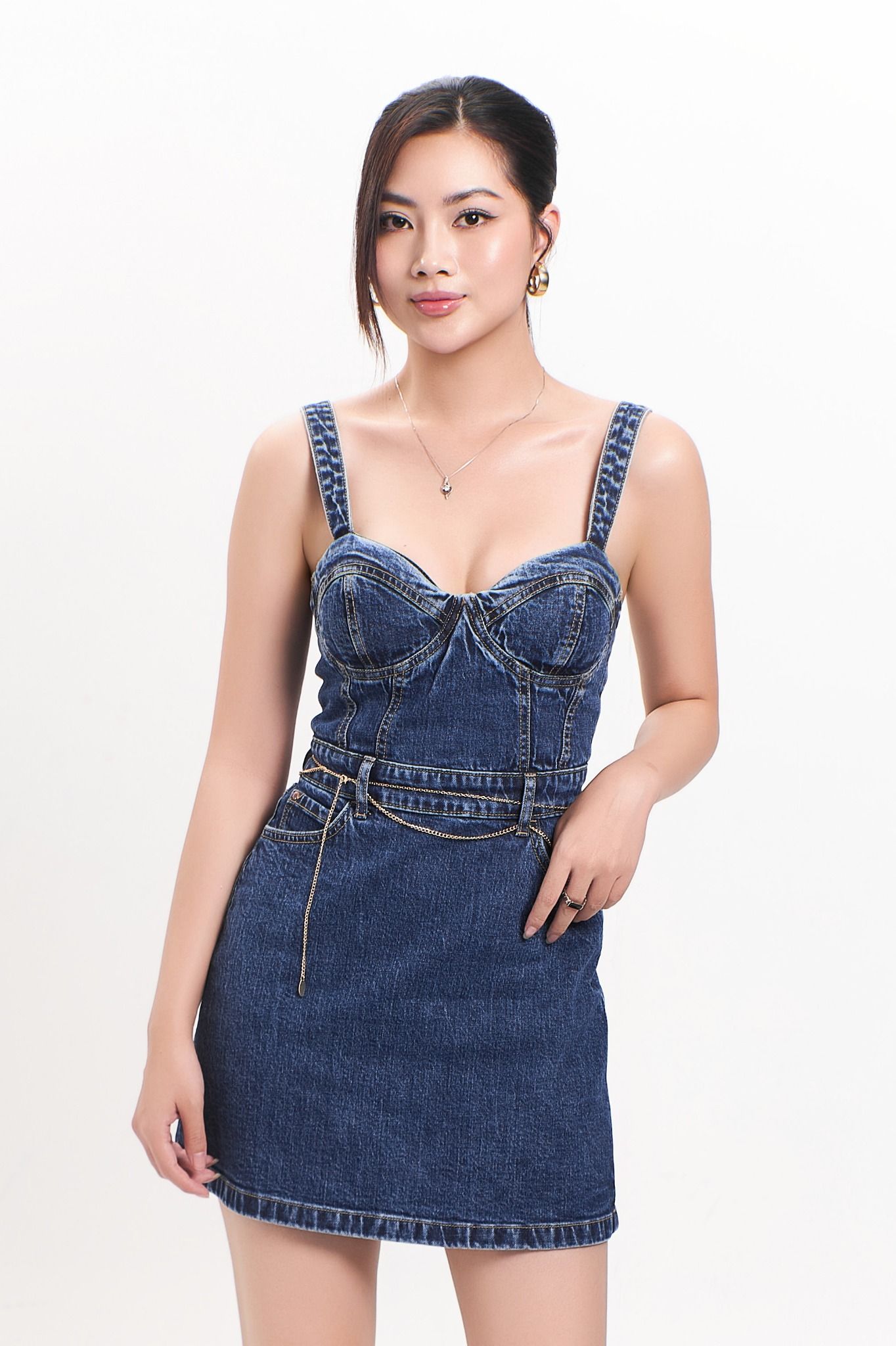 Đầm Denim Nữ Hai Dây Dáng Ngắn. Women's Two-Piece Short Denim Dress - 223WD1127F1