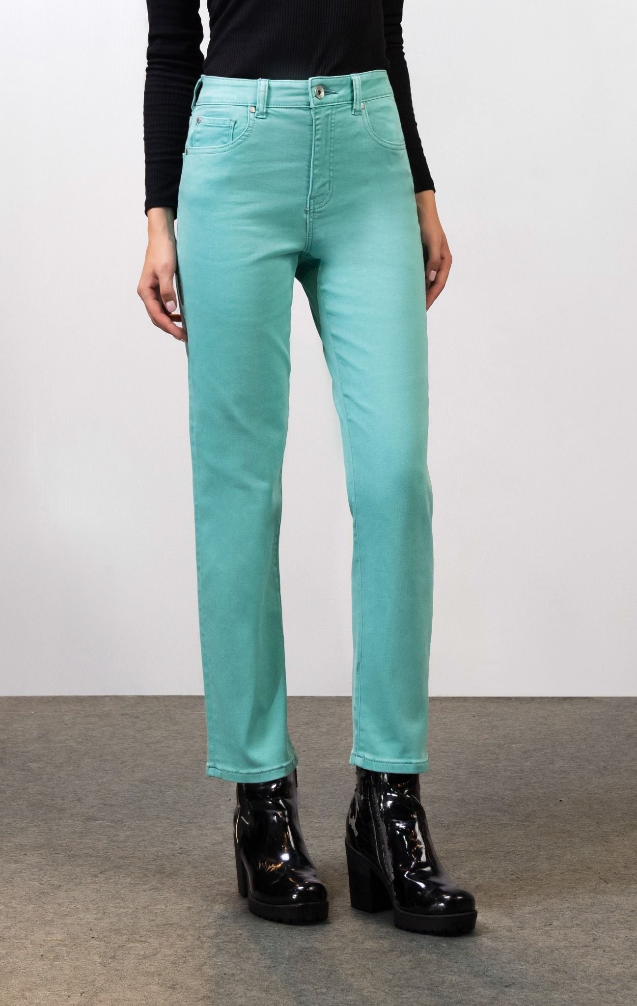 Quần Jeans Nữ Dáng Straight Màu Xanh Mint. Mint Green Straight Women's Jeans - 123WN1083F1