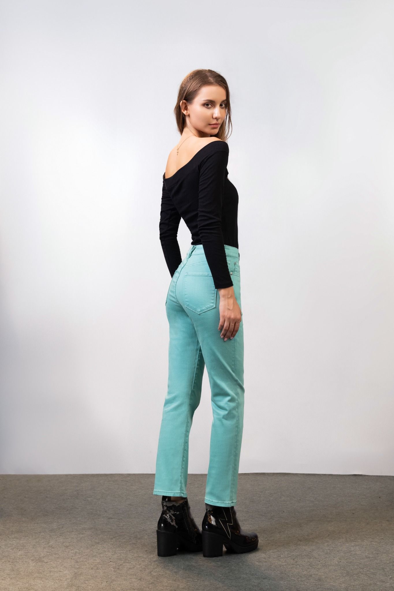 Quần Jeans Nữ Dáng Straight Màu Xanh Mint. Mint Green Straight Women's Jeans - 123WN1083F1