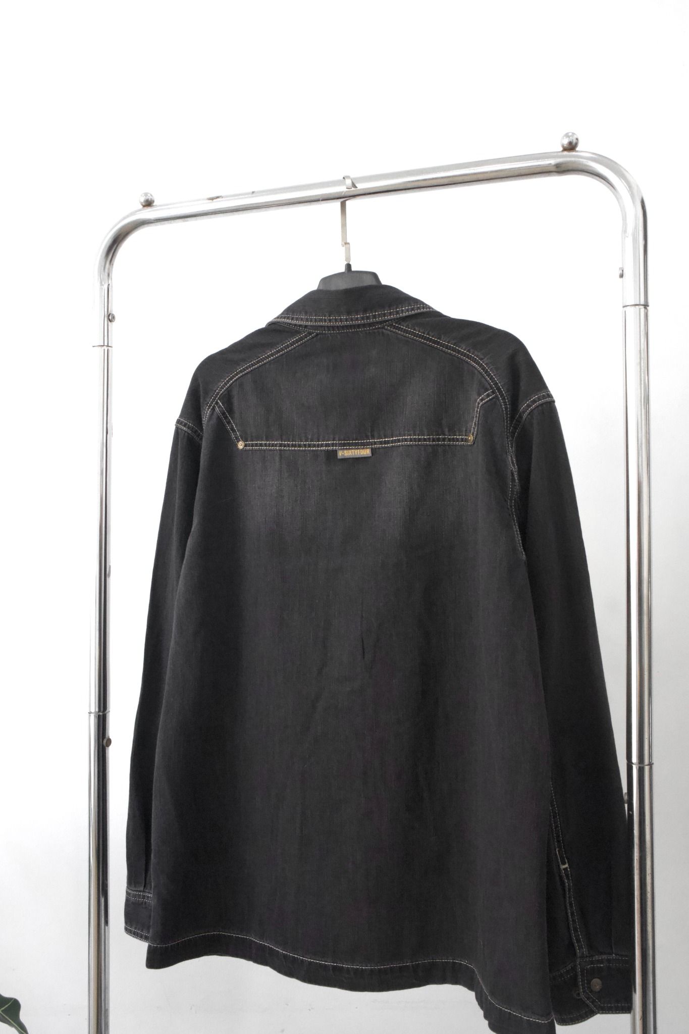 Áo sơ mi nam dài tay V-SIXTYFOUR  sang trọng, lịch lãm - 224MD3034F1