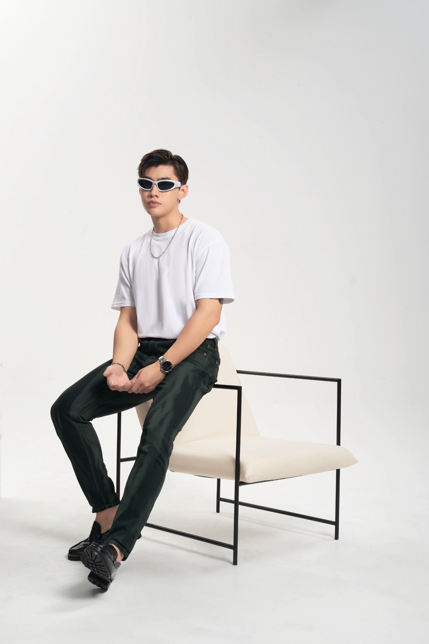 Quần Jeans Nam Dáng Slimfit Lase Họa Tiết Vệt Nước Tự Do. Laser Slimfit Men's Jeans with Free Watermark Pattern - 123MD3082F2