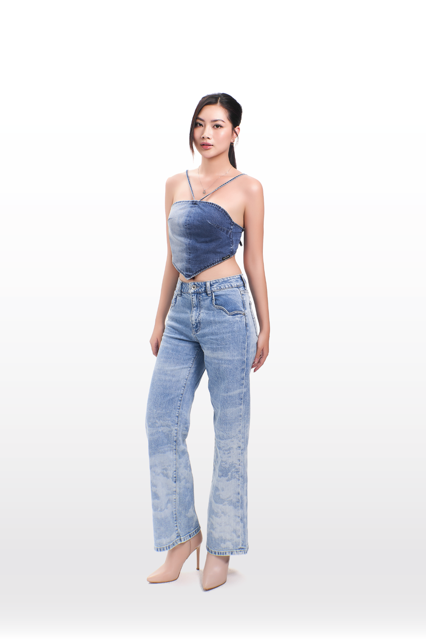 Quần Jeans Nữ Dáng Relax Cách Điệu Túi Trước Laser Mây Trời - 223WD1080F2
