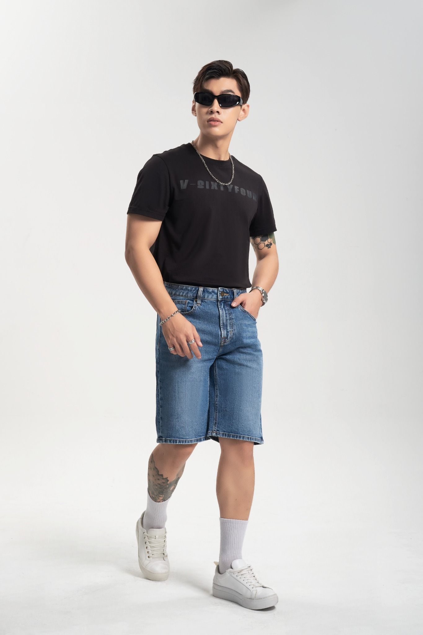 Quần Shorts Jeans Nam Dáng Rộng Màu Xanh Sáng. Light Blue Men's Jeans Shorts - 123MD4103B1