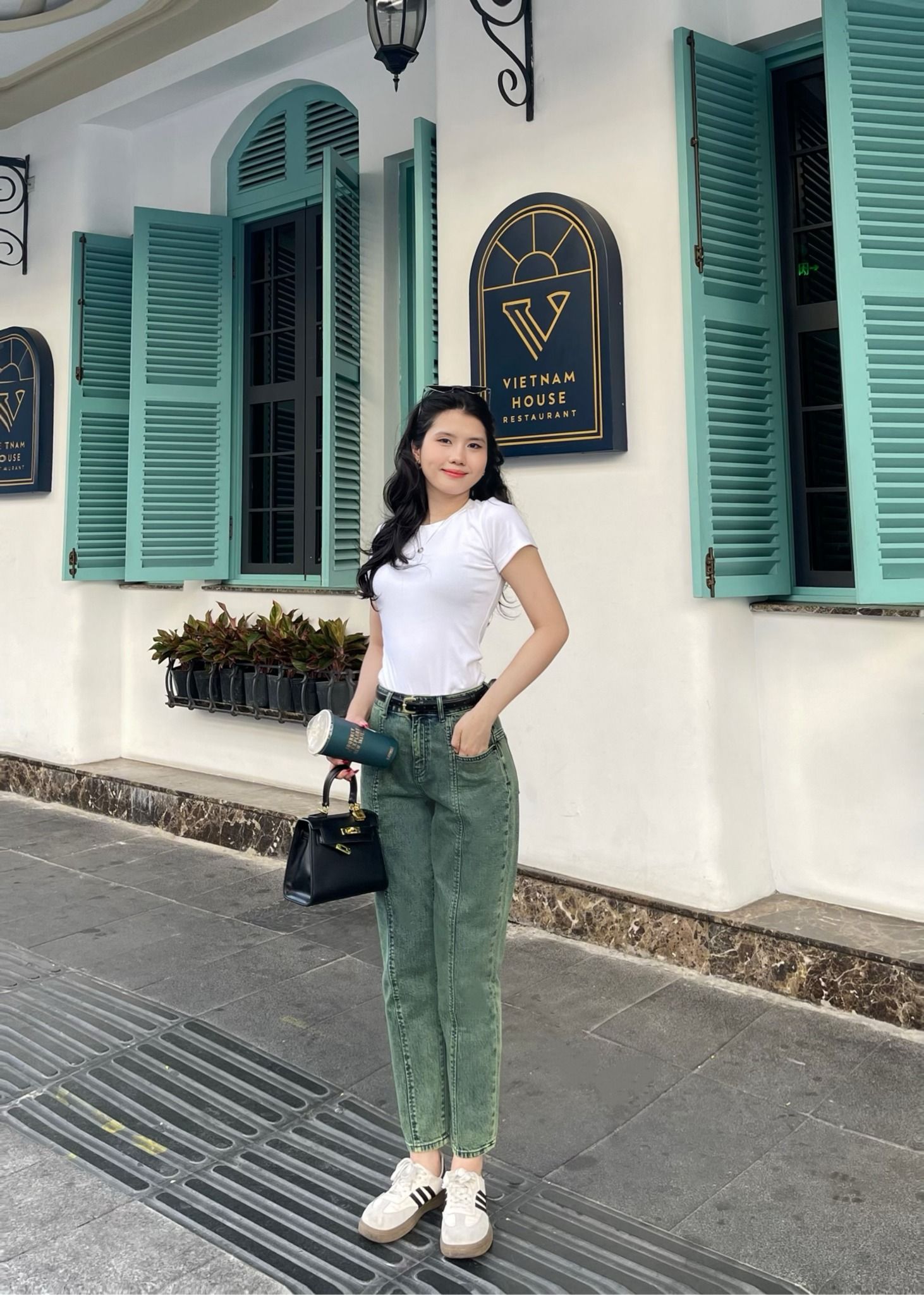 Quần Dài Dáng Baggy Rã Thân Trước Màu Xanh Rêu. Moss Green Baggy Pants with Striped Front - 123WD1089F1370