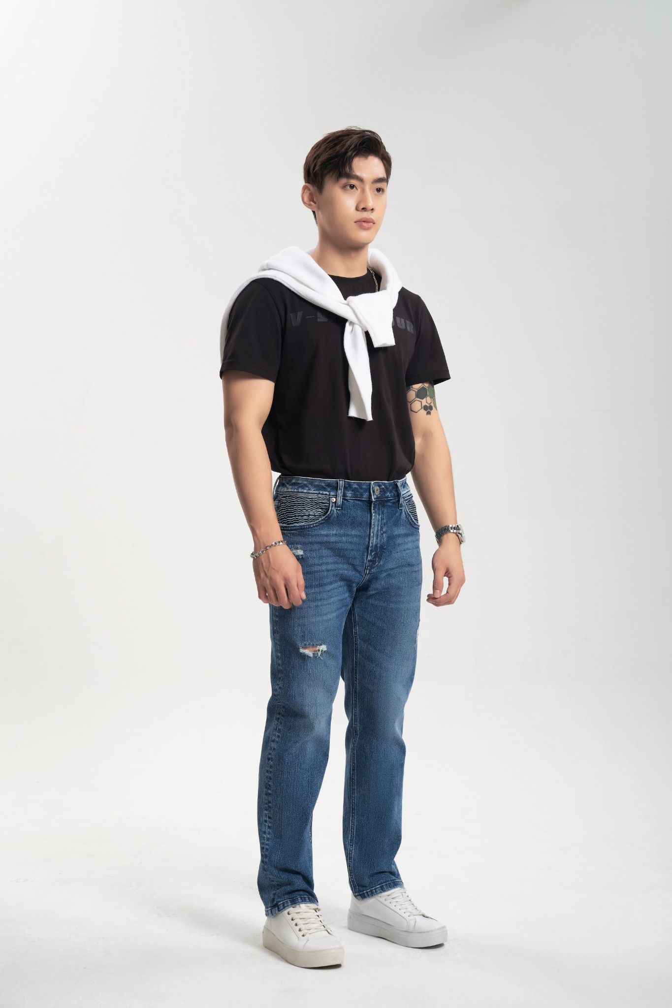 Quần Jeans Nam Dáng Rộng Relax Màu Xanh Sáng - Men's Wide-Leg Relax Fit Light Blue Jeans - 222MD4080F1