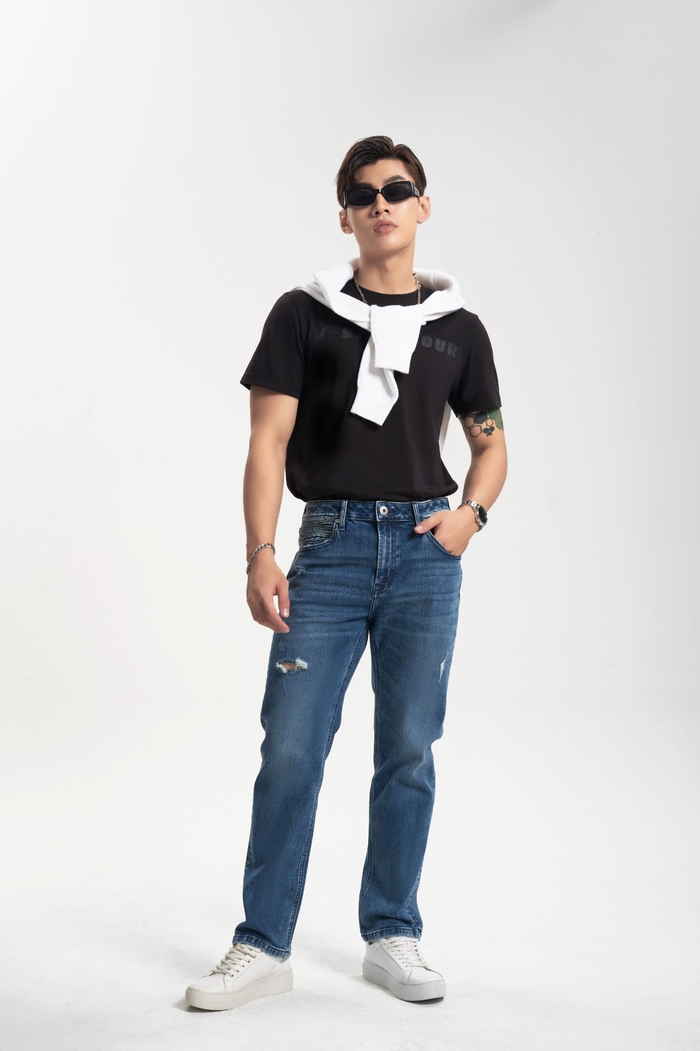 Quần Jeans Nam Dáng Rộng Relax Màu Xanh Sáng - Men's Wide-Leg Relax Fit Light Blue Jeans - 222MD4080F1