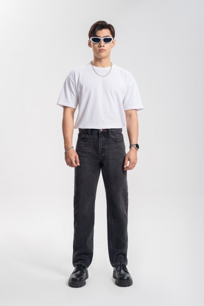 Quần Jeans Nam Dáng Suông Màu Xám Phối Chỉ Đỏ. Red Thread Grey Straight Jeans - 222MD3083B1