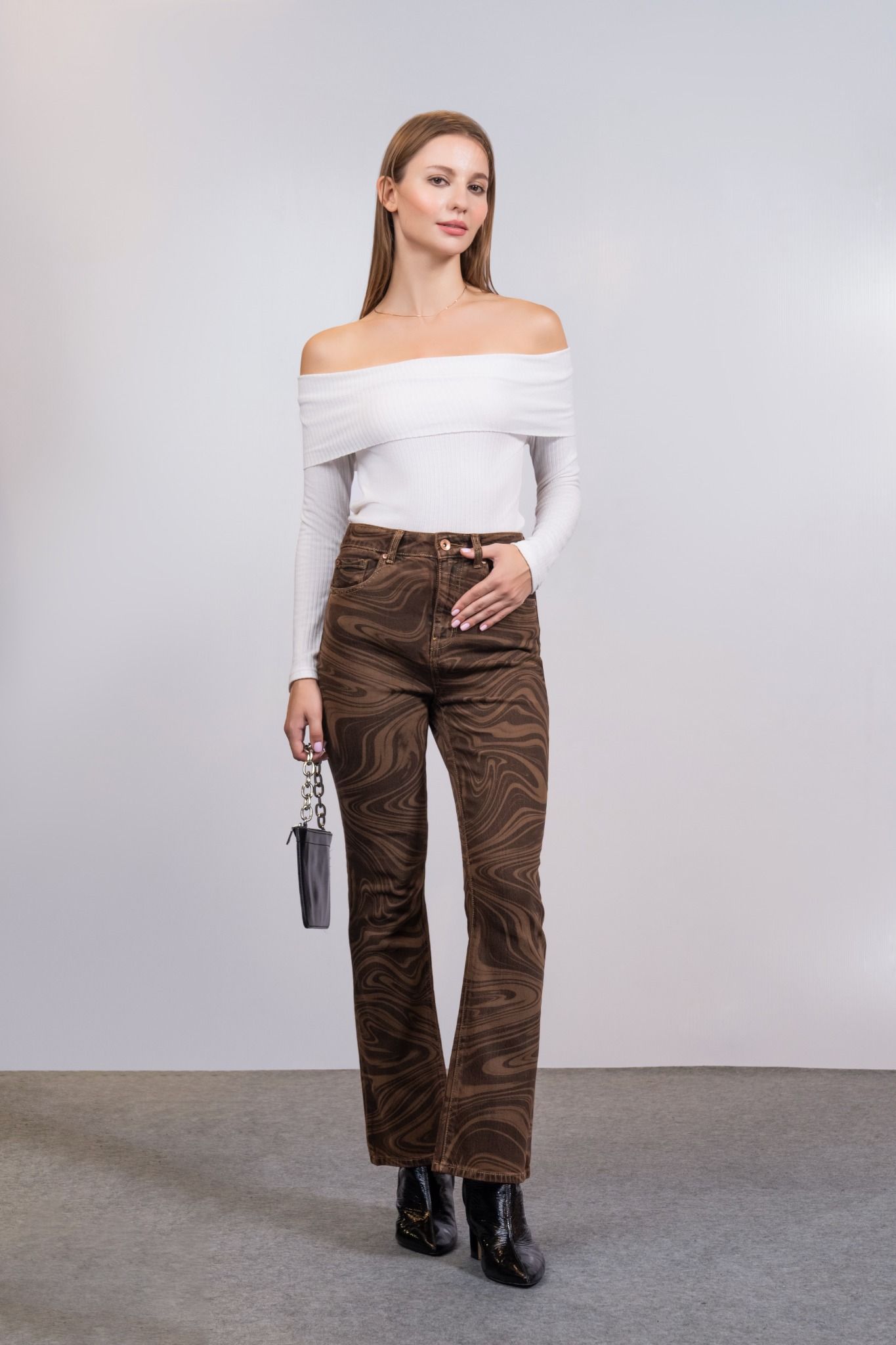Quần Jeans Nữ Dáng Loe Màu Nâu. Women's Brown Flared Jeans - 123WD1084F1270