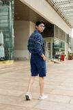 Quần Shorts Nam Túi Hộp Màu Xanh Đậm. Ocean Blue Cargo Denim Shorts - 222MD3103F1950