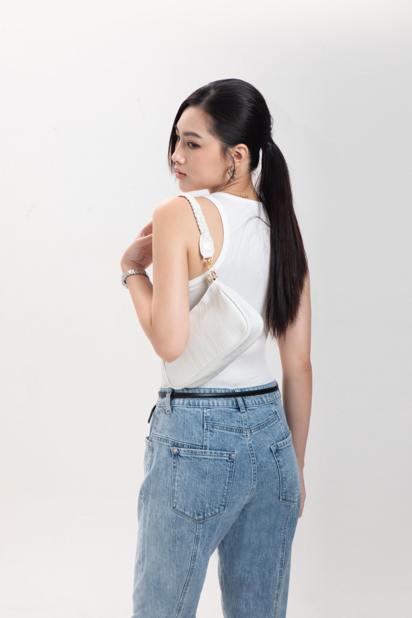 Quần Jeans Nữ Dáng Baggy Màu Xanh Sáng. Bright Blue Baggy Women's Jeans - 122WD2087F3930