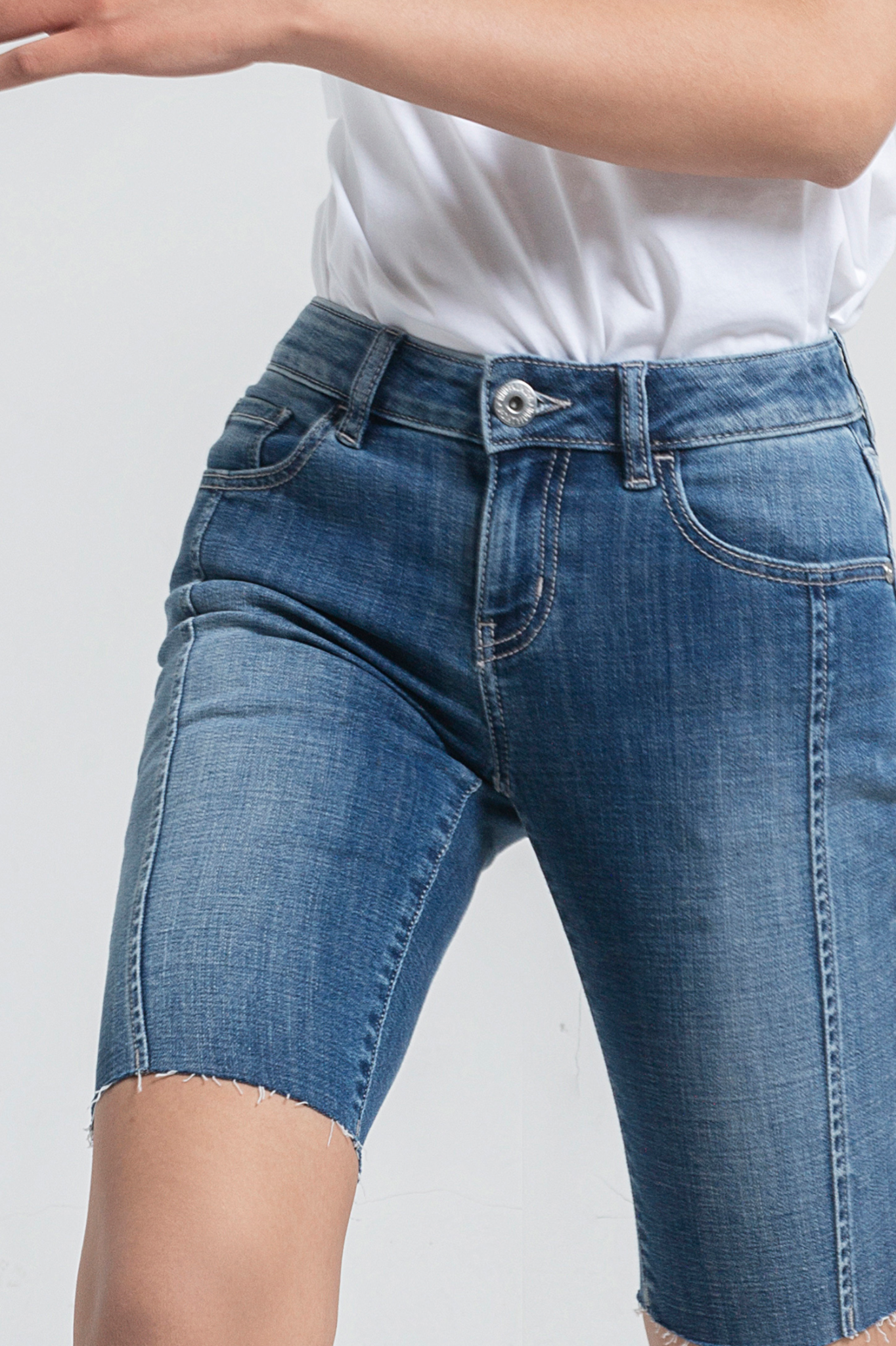 Quần jeans lửng dáng skinny - 120WD1101F1