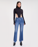 Quần Jeans Nữ Dáng Loe Cắt Lai Cách Điệu. Stylized Raw Hem Cut Flared Fit Jeans - 122WD2084F2950
