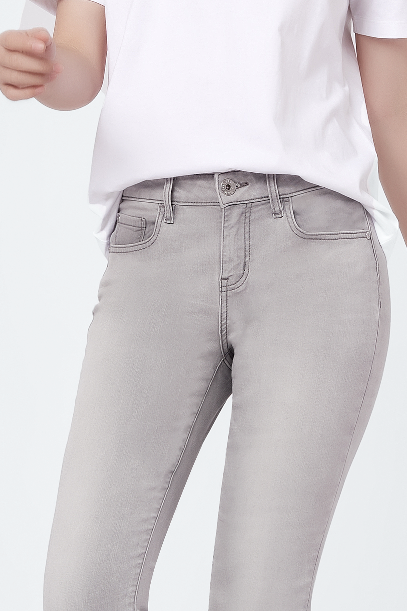 Quần Jeans Nữ Dáng Ôm Màu Xám Bạc. Silver Grey Skinny Jeans - 121WD2081F4010