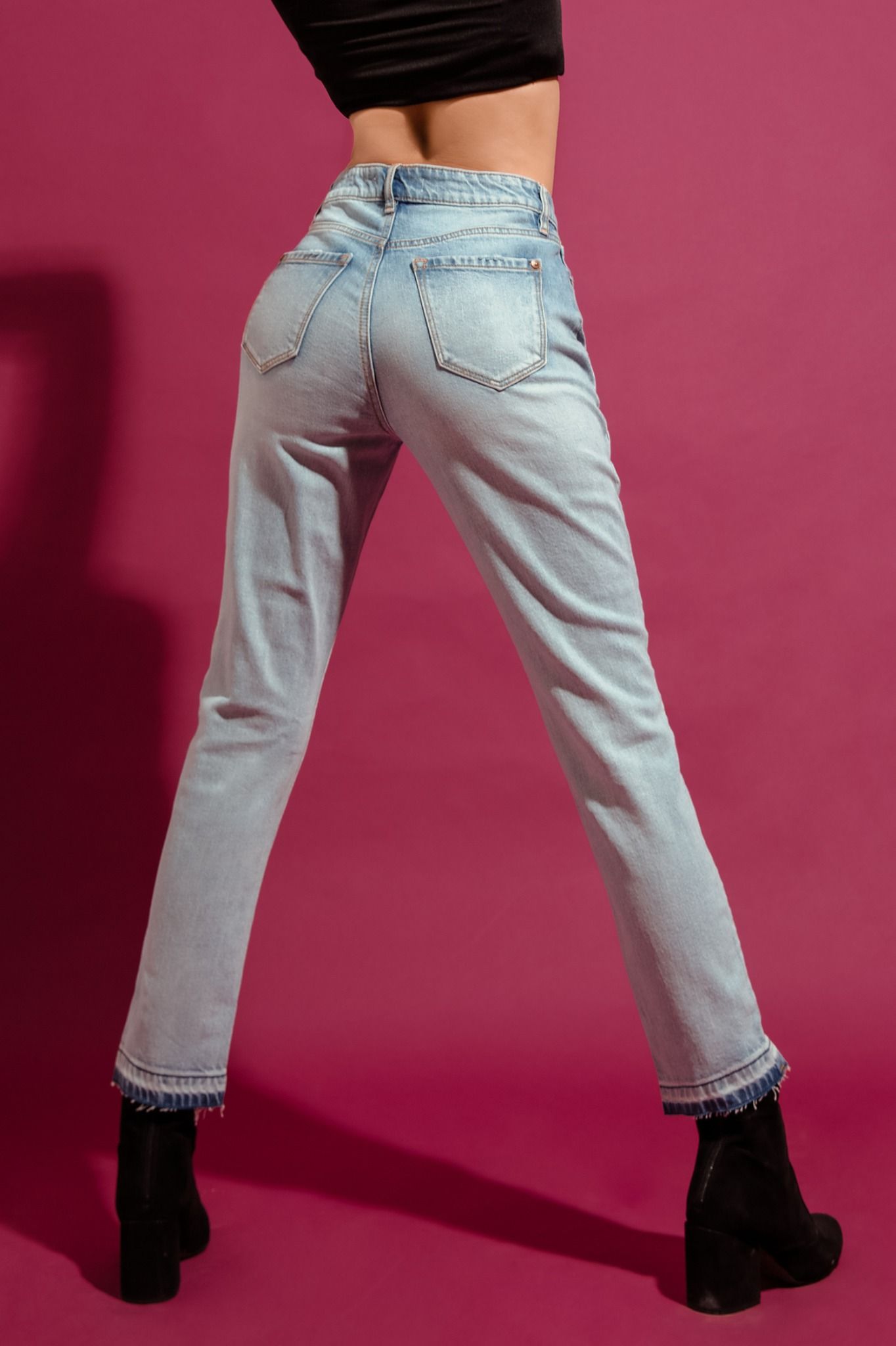 Quần jean nữ dáng straight - 120WD2093F2