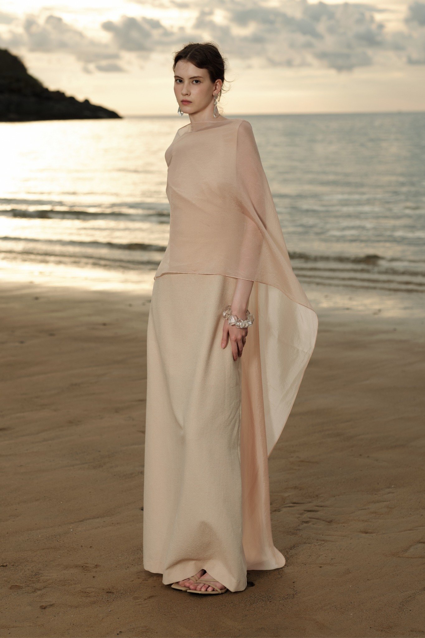  MARGOT OPEN- BACK DRESS 