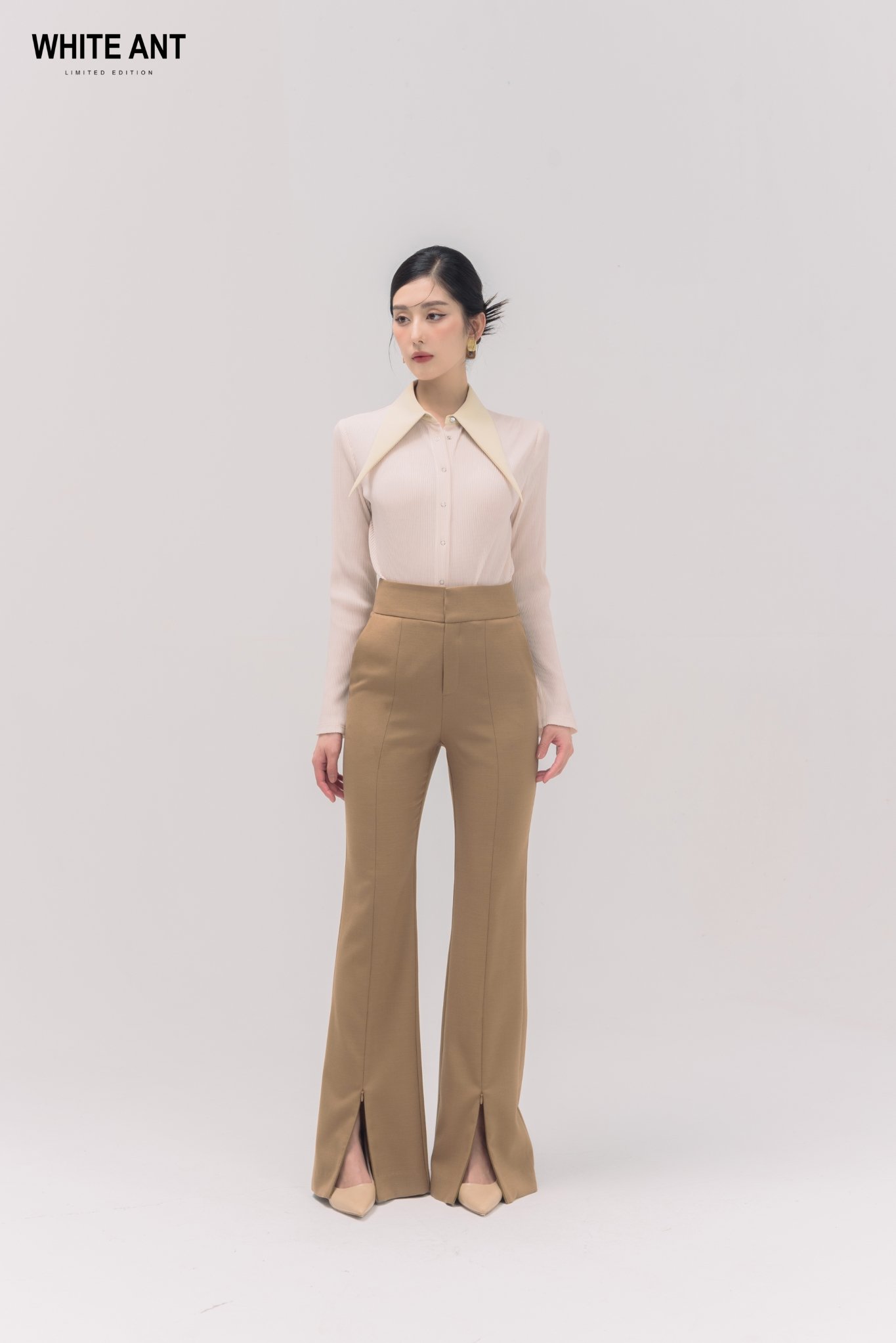  Quần Đứng Ống Loe Xẻ Trước Nữ White Ant HEBE BELL-BOTTOMS PANTS 160130004.200 