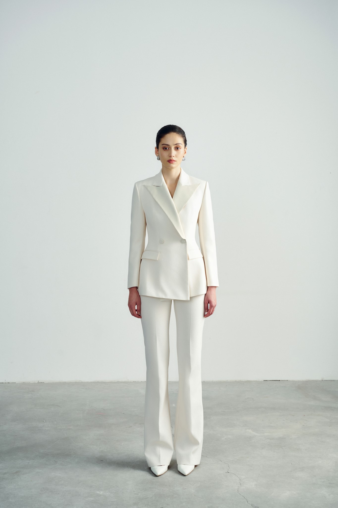  Quần Đứng Nữ White Ant EUPHEMIA LONG PANTS 161000001A 