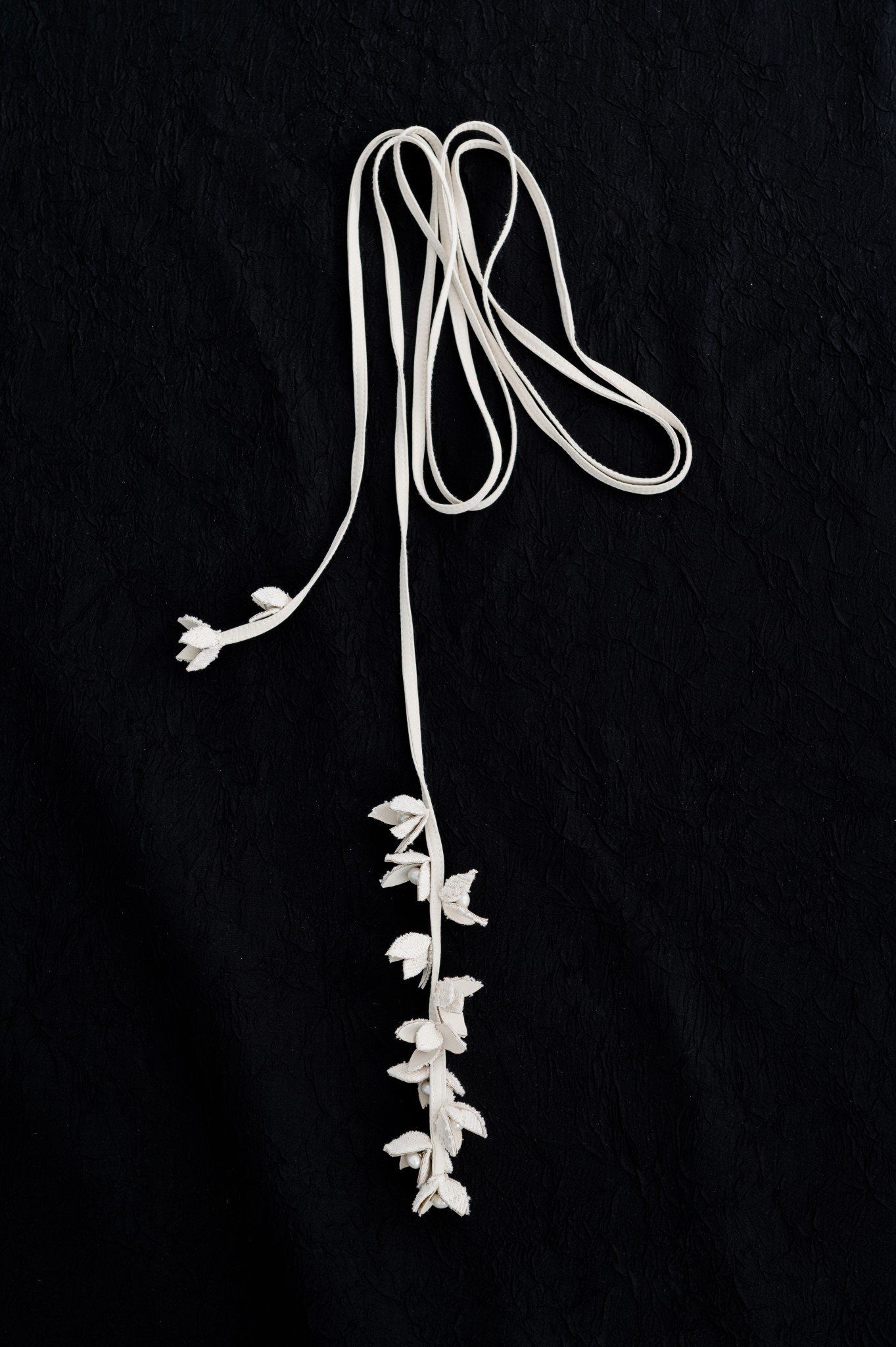 Dây Da Đính Hoa Ren Nữ White Ant Leather Blossom Belt 231100004
