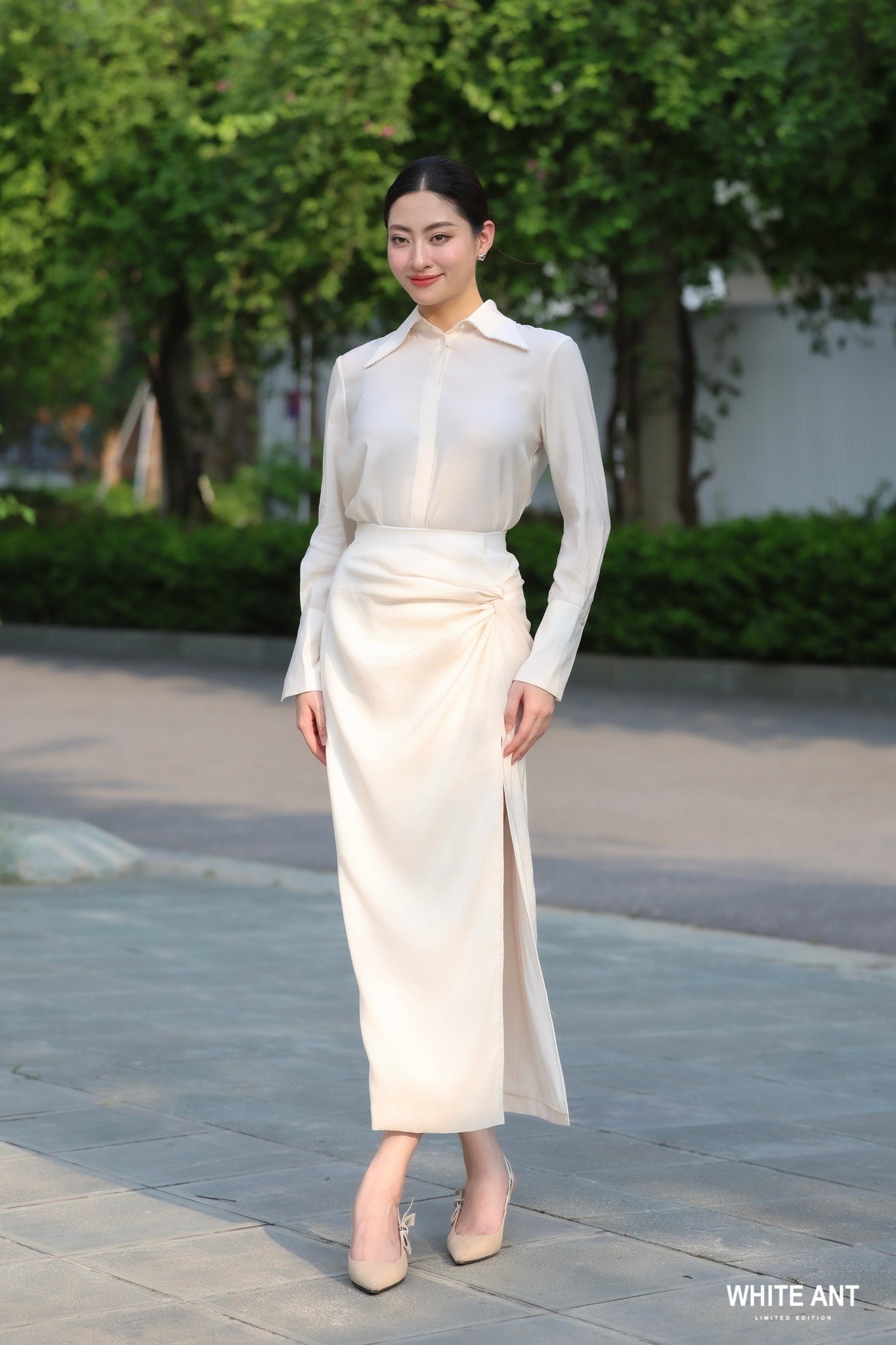  M.W Lương Thùy Linh X ELINA SHIRT - LILY SKIRT 