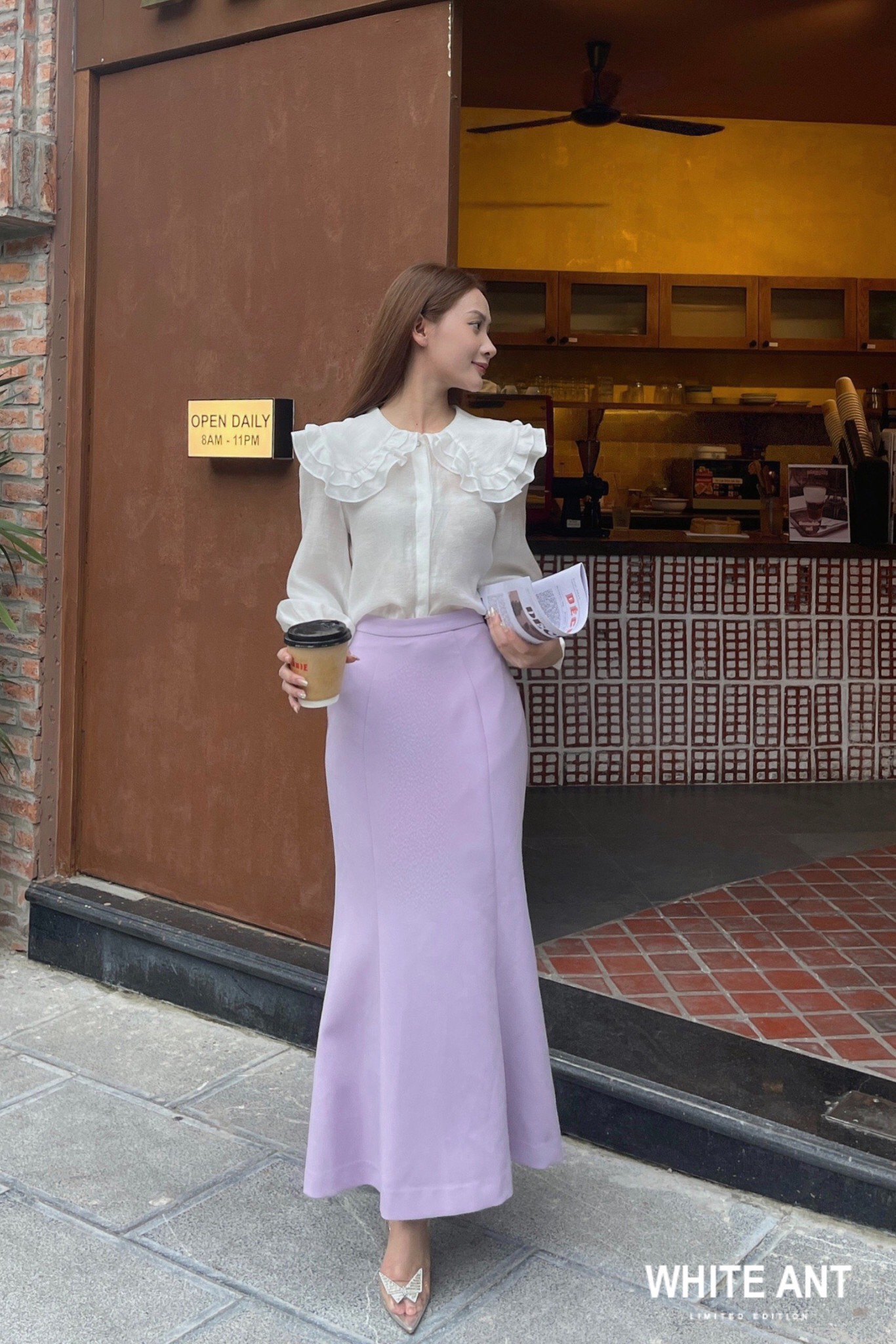  Chân Váy Đuôi Cá Dáng Dài Nữ White Ant RITA FLUTED MIDI SKIRT 110330001 