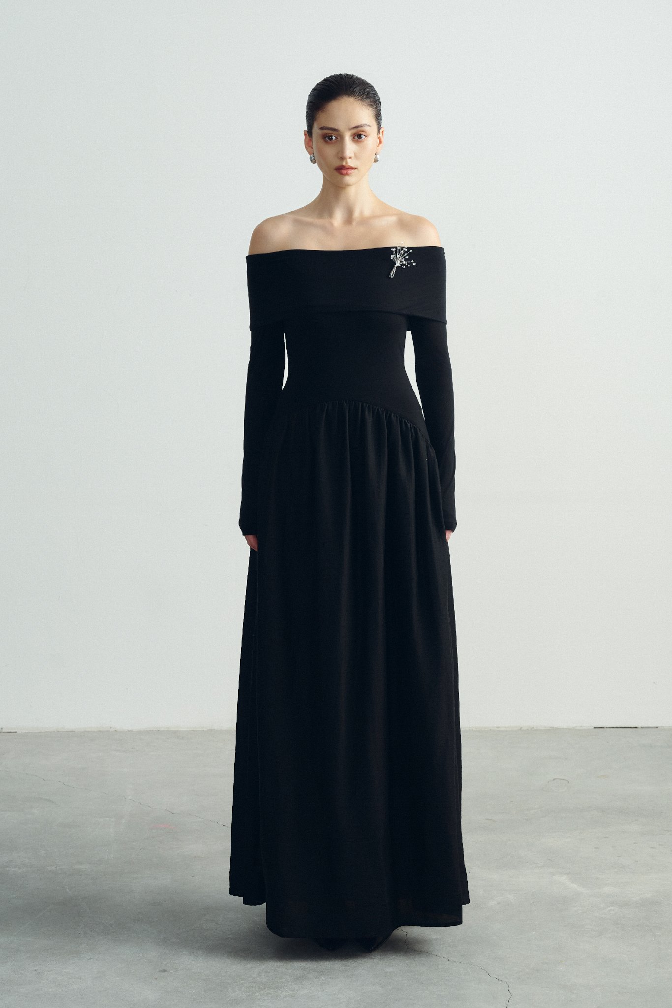  DEMPSEY OF THE SHOULDER DRESS 