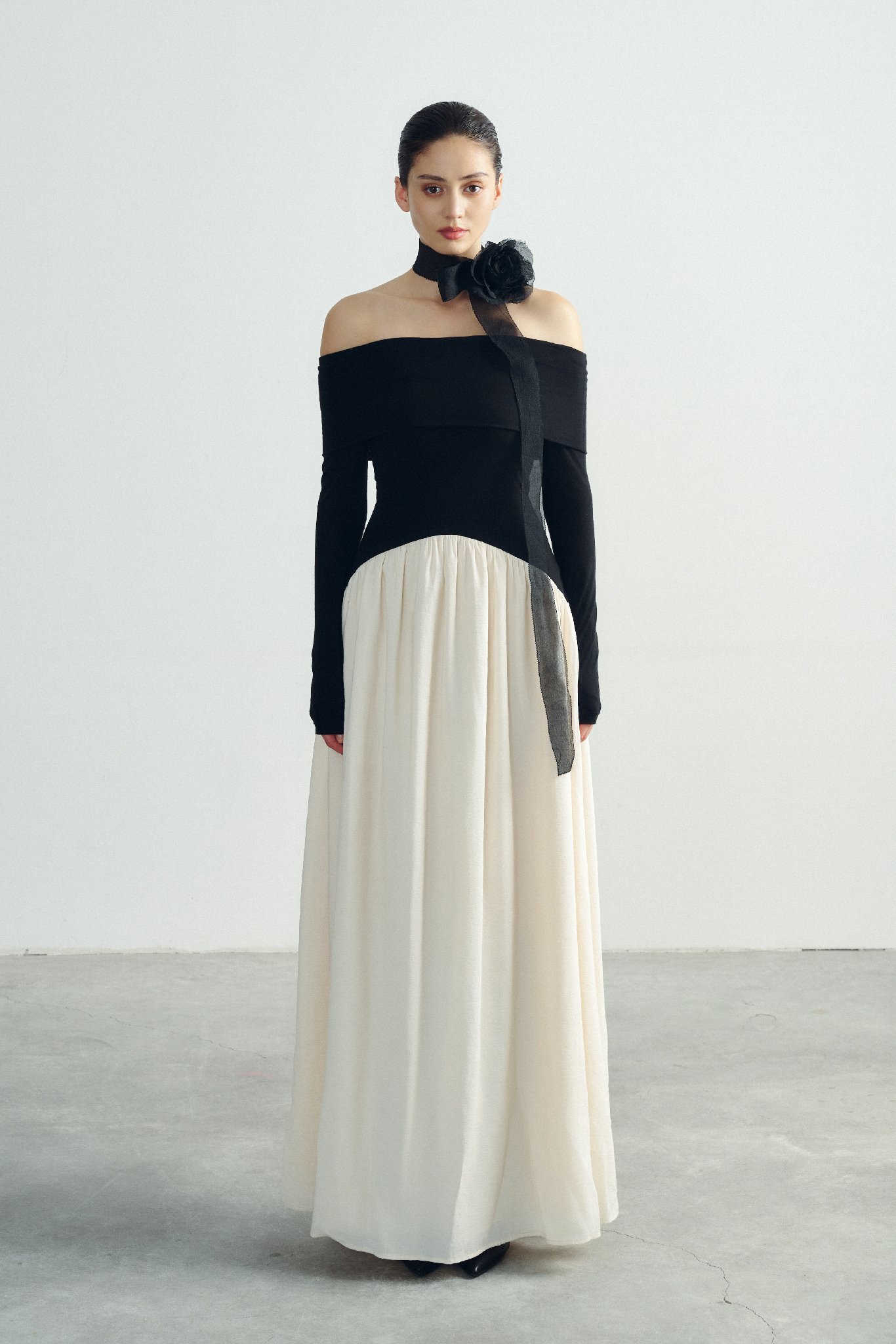  DEMPSEY OF THE SHOULDER DRESS 
