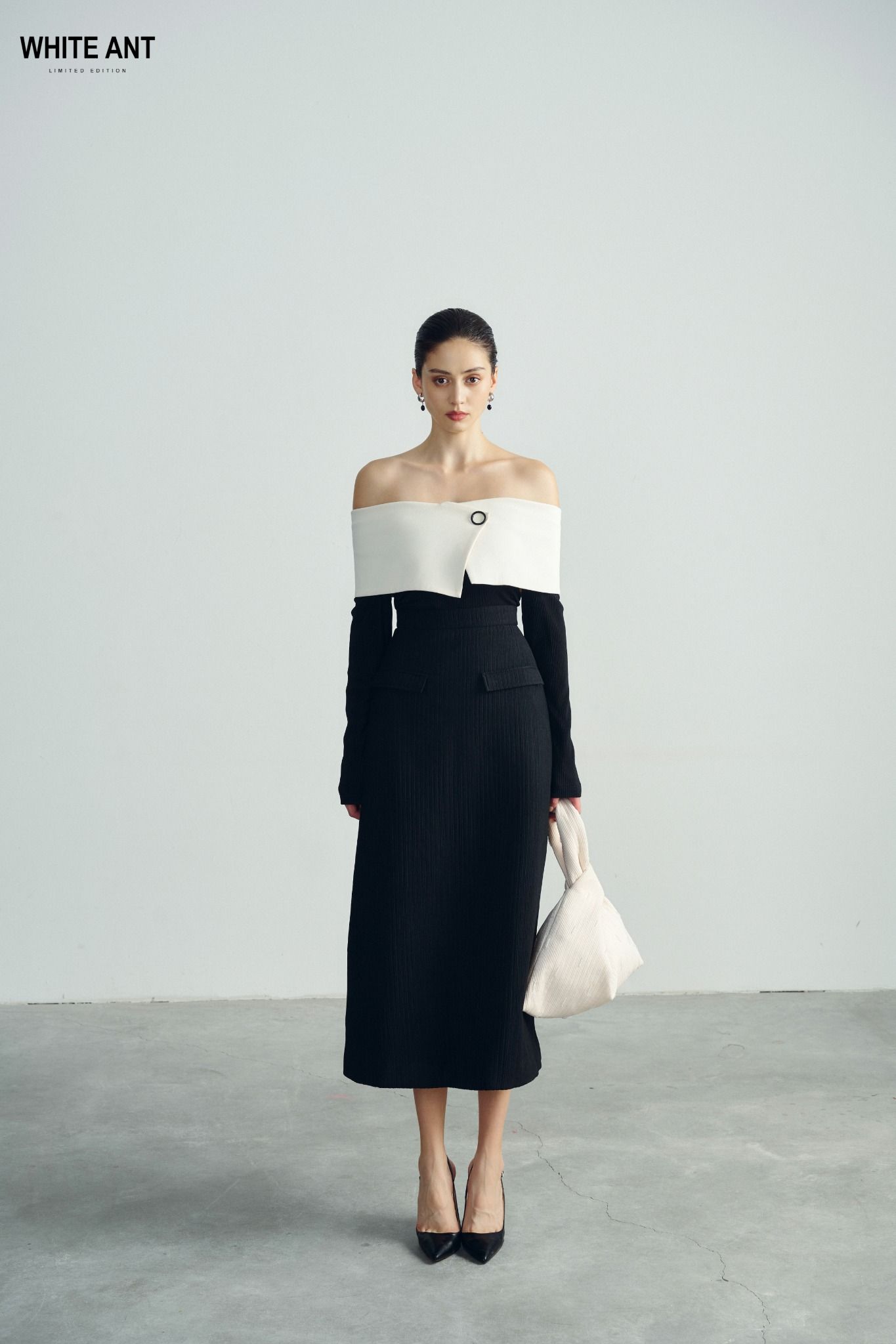 Áo Trễ Vai Cổ Phối WHITE ANT MABS OFF THE SHOULDER TOPSMABS OFF THE SHOULDER TOPS 170900001.100