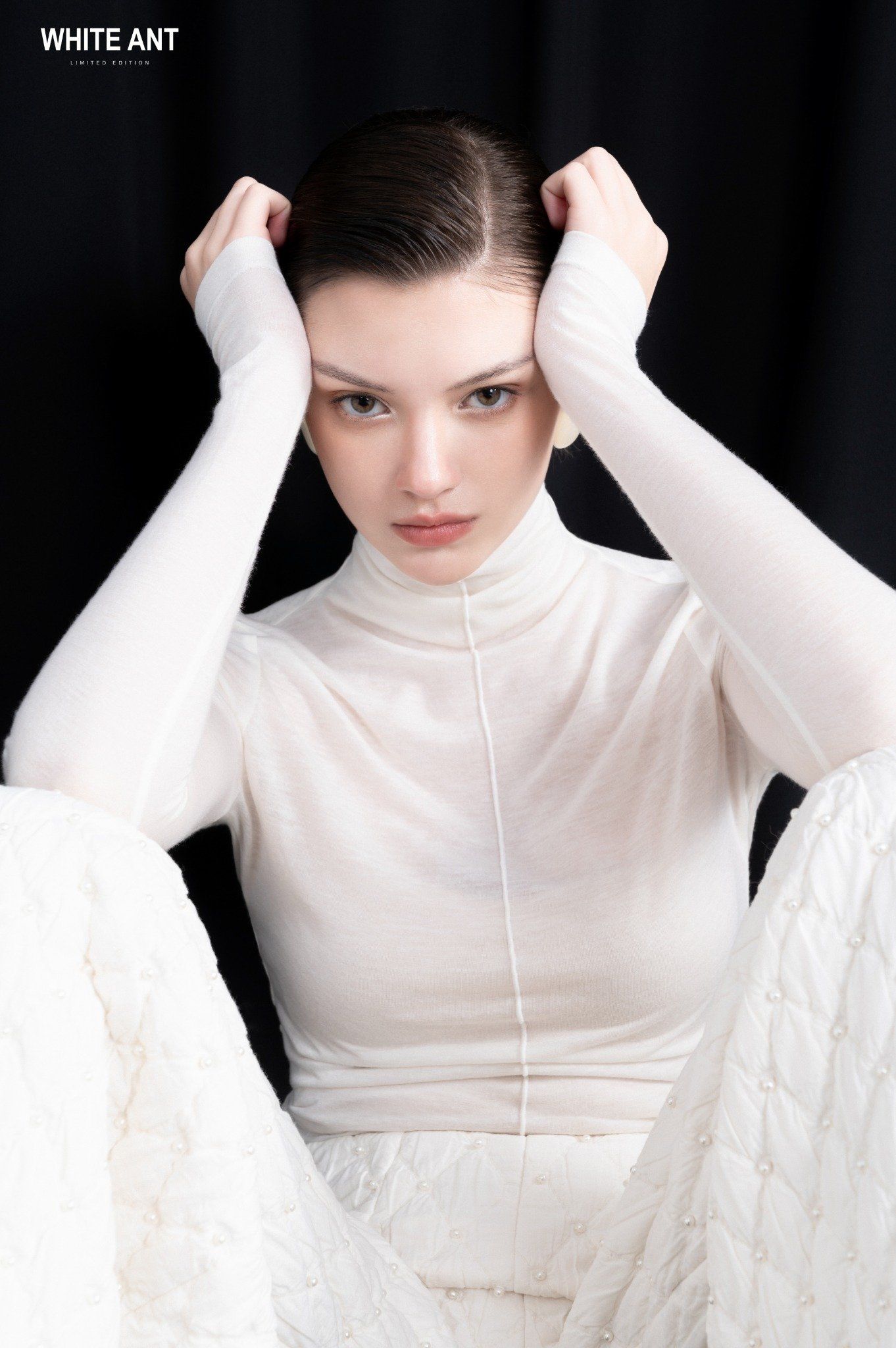 Áo Knitted Wool Giữ Ấm Mùa Đông Nữ WHITE ANT EARZA KNIT WOOL TOP 172000008