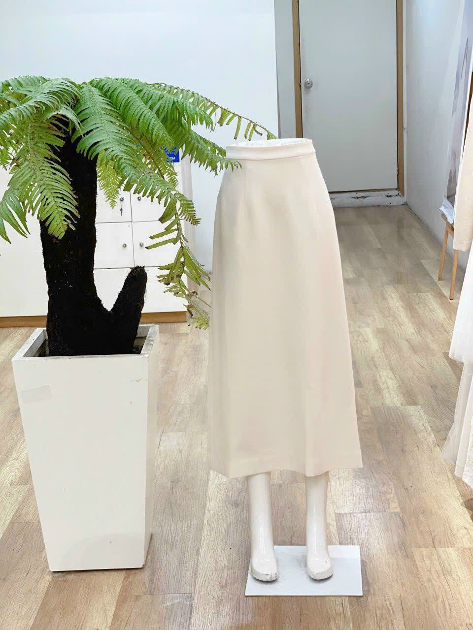 Chân Váy Đuôi Cá Nữ White Ant SUSI MIDI SKIRT 110103009