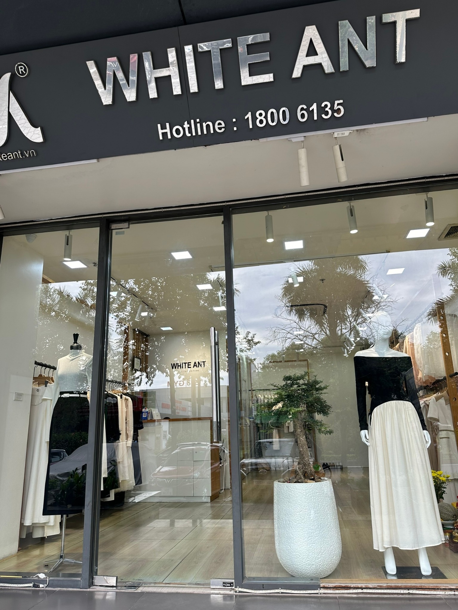  Showroom 14: Hoàng Mai, Hà Nội 