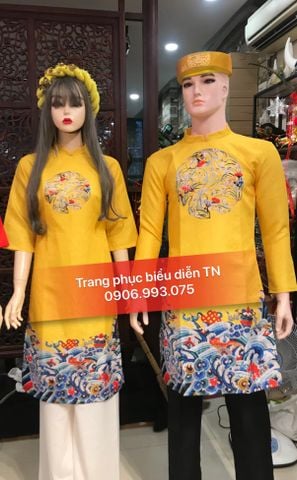  AD41 - Áo Dài Cặp Nam Nữ Vàng Họa Tiết Tròn 